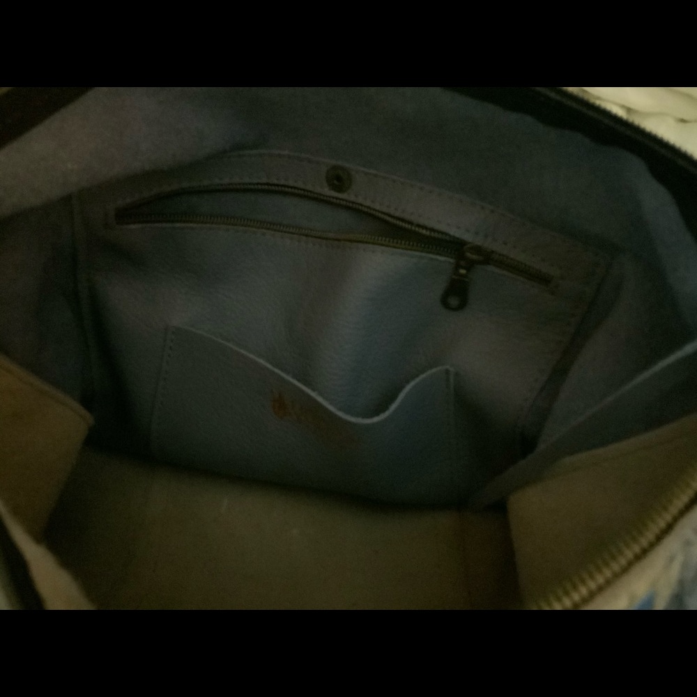 Cowhide bag - Picture 4 of 6